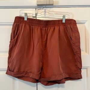 Shorts! Loose fit, very soft fabric, beautiful rust color